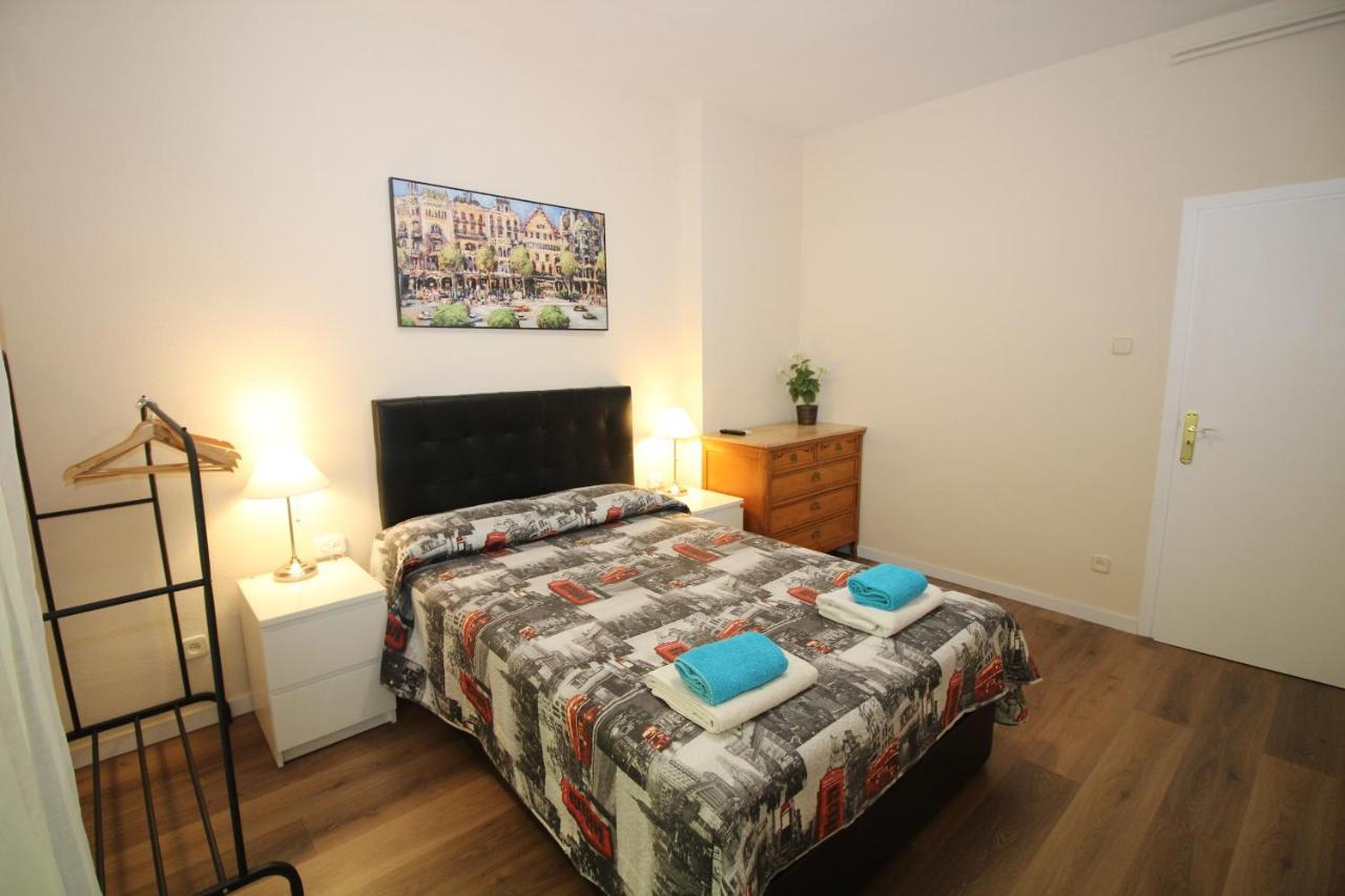 Urgel Habitaciones Barcelona Zewnętrze zdjęcie