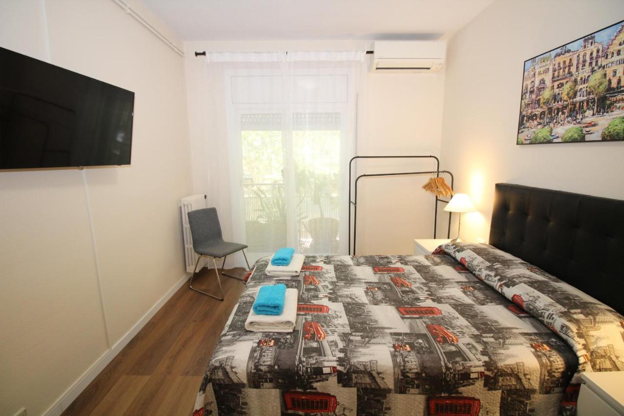 Urgel Habitaciones Barcelona Zewnętrze zdjęcie