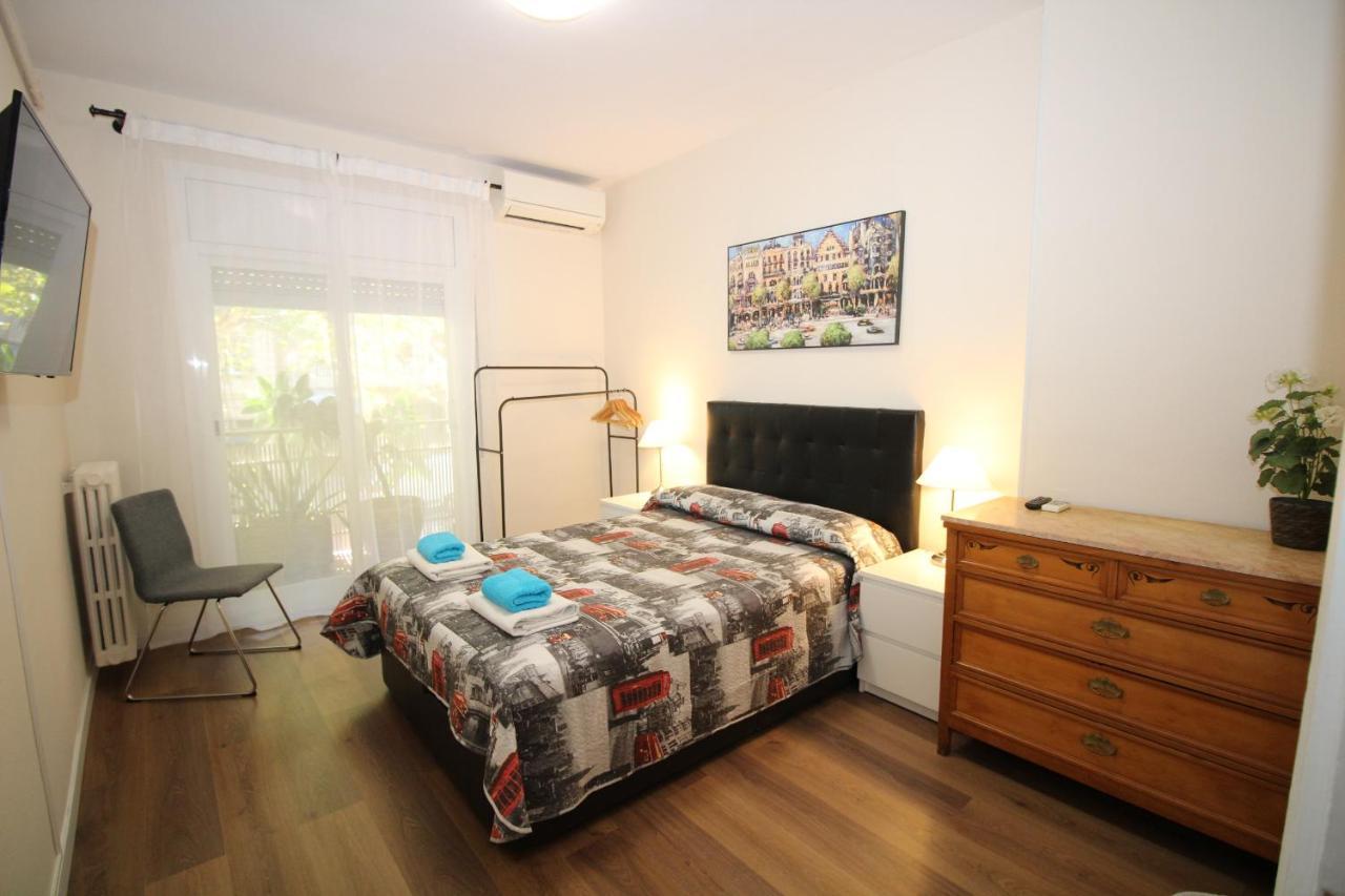 Urgel Habitaciones Barcelona Zewnętrze zdjęcie