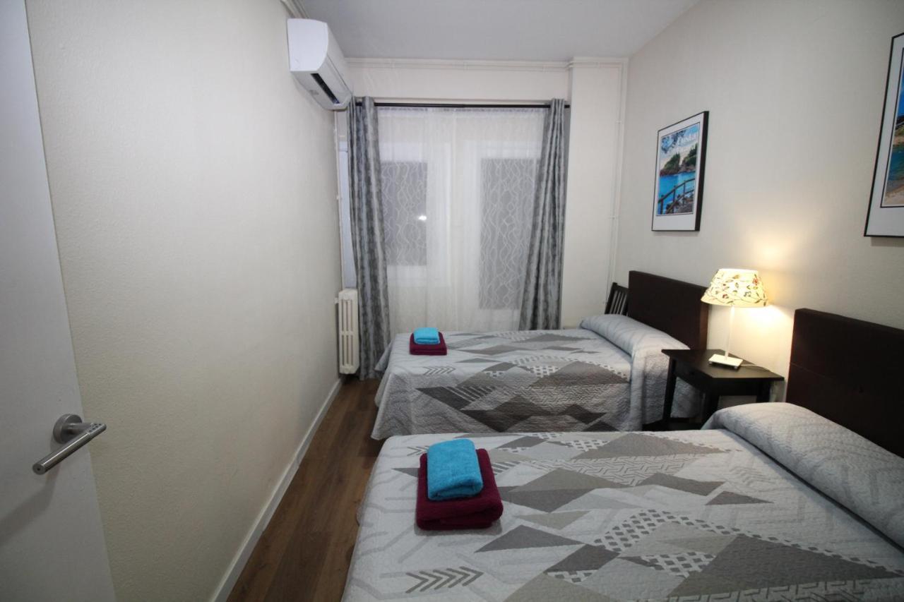 Urgel Habitaciones Barcelona Zewnętrze zdjęcie
